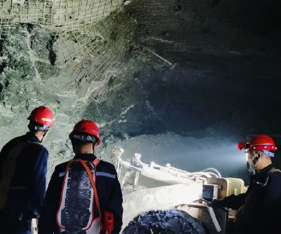 西溝鐵礦｜織密安全防護網，護航全年“零傷亡”